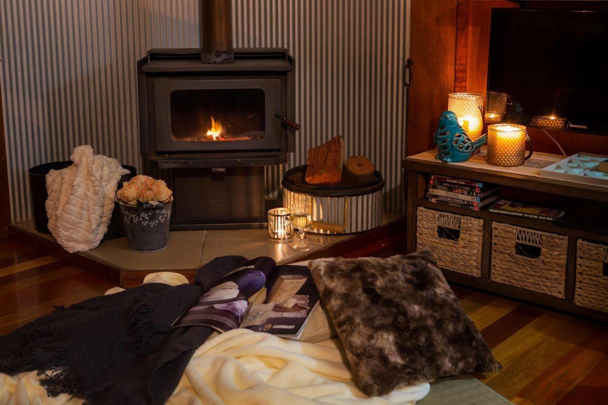 Whispering Valley Cottage Retreat Maleny Bagian luar foto