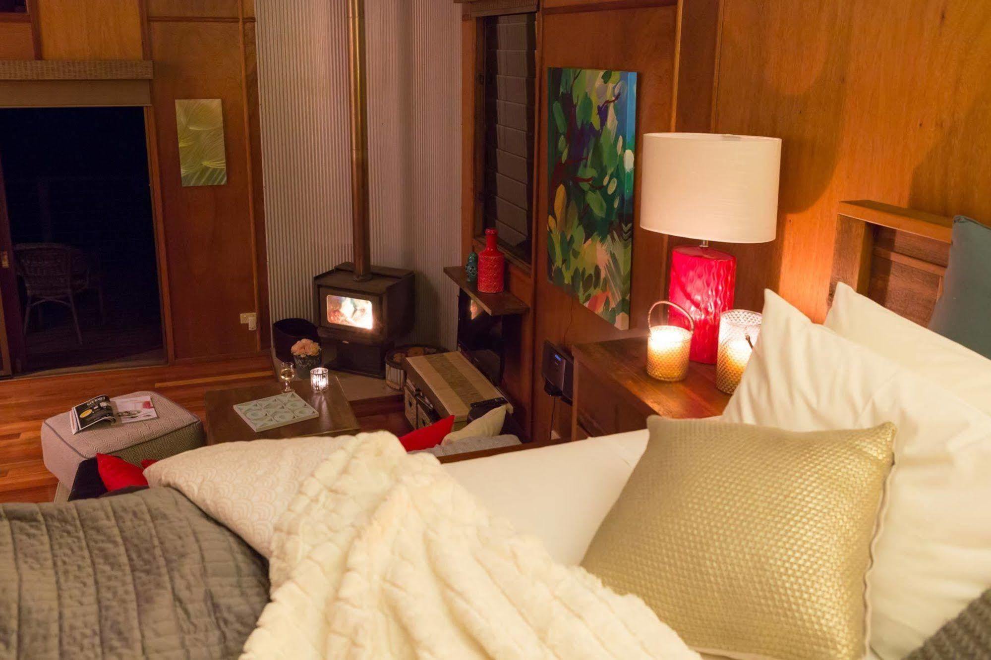 Whispering Valley Cottage Retreat Maleny Bagian luar foto